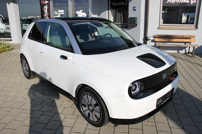 Honda e Advance (17')