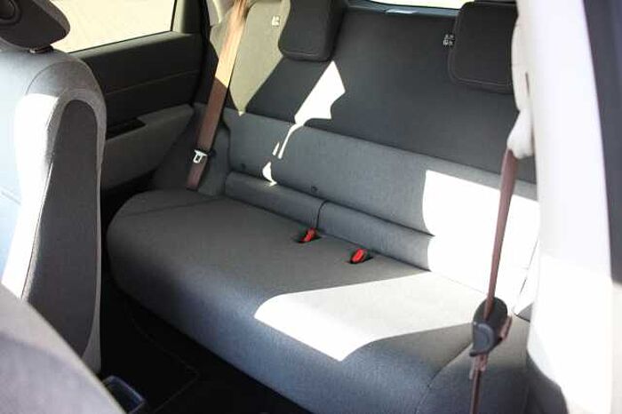 Honda e Advance (17')