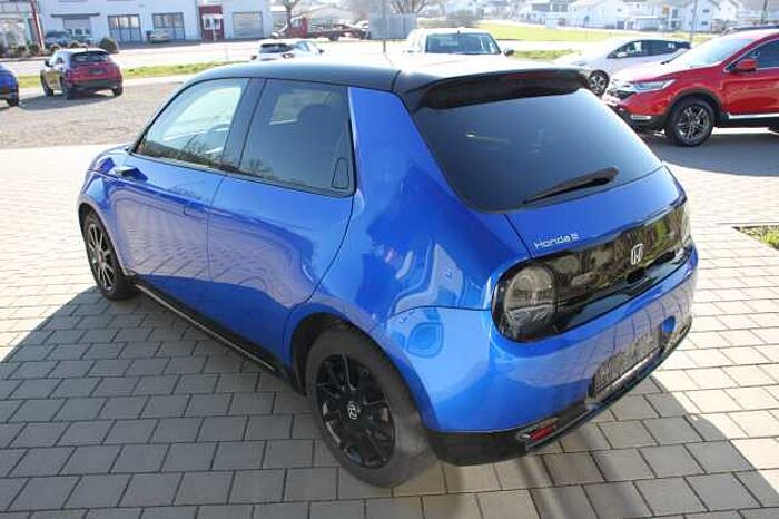 Honda e Advance (16')