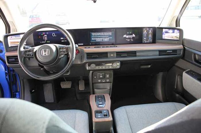 Honda e Advance (16')