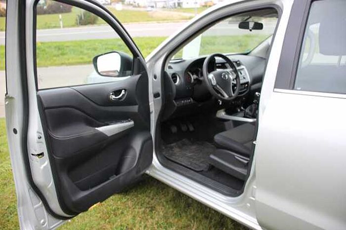 Nissan Navara 2.3 Acenta dCi Double Cab 4x4