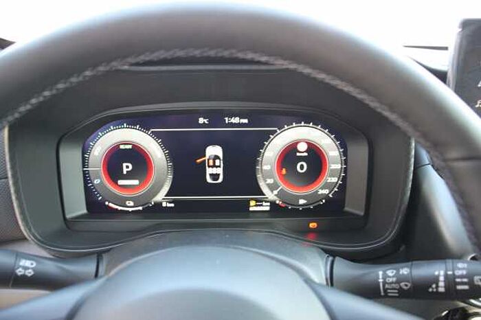 Nissan Juke 1.6 N-Connecta Hybrid 4AMT