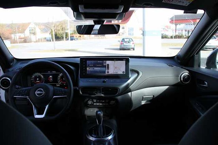 Nissan Juke 1.6 N-Connecta Hybrid 4AMT