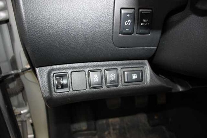 Nissan Navara 2.3 Acenta Double Cab 4x4