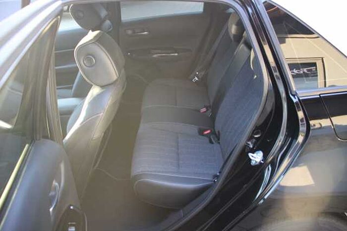 Honda Jazz 1.5 Elegance i-MMD Hybrid e-CVT